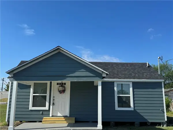 111 Alende Street, Taft, TX 78390