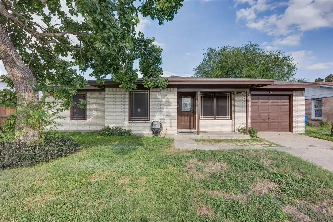 4917 Andover Drive, Corpus Christi, TX 78411 - Image #1