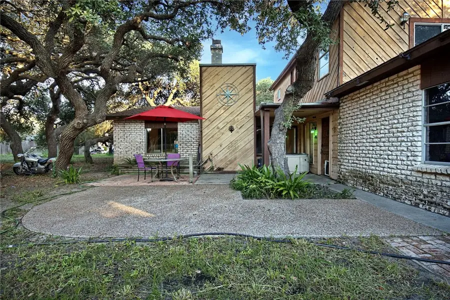 505 Wildwood Drive, Ingleside, TX 78362 - Image #2