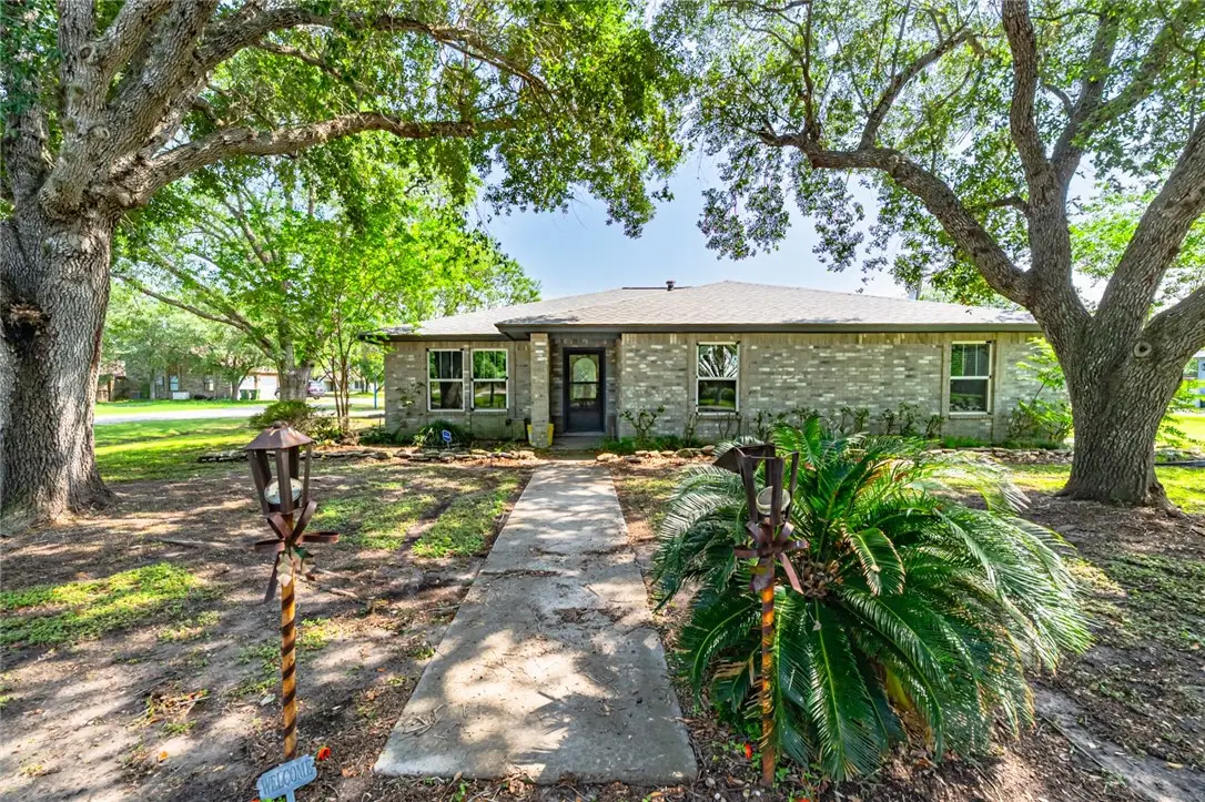 1206 Johnson Street, Woodsboro, TX 78393 - Image #1