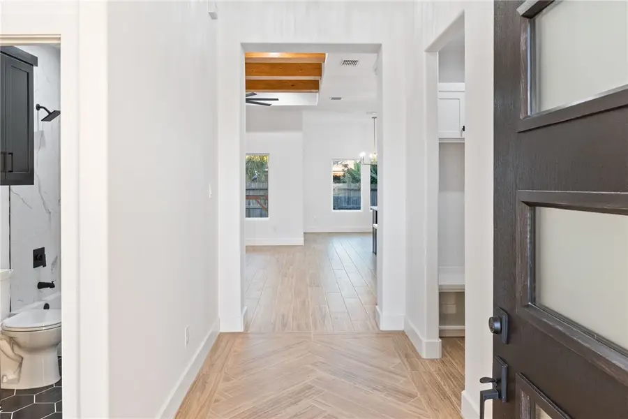 6650 La Salle Drive, Corpus Christi, TX 78414 - Image #3