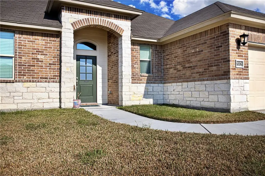 8006 Calma Street, Corpus Christi, TX 78414 - Image #2