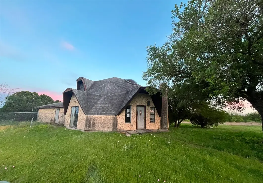 15015 County Road 908, Sinton, TX 78387 - Image #1