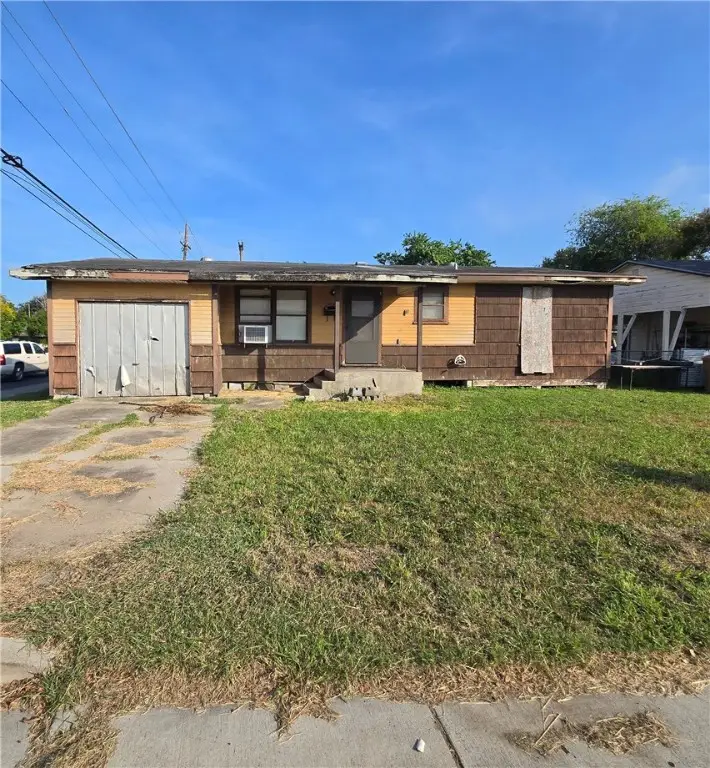 4902 Weber Road, Corpus Christi, TX 78411 - Image #1