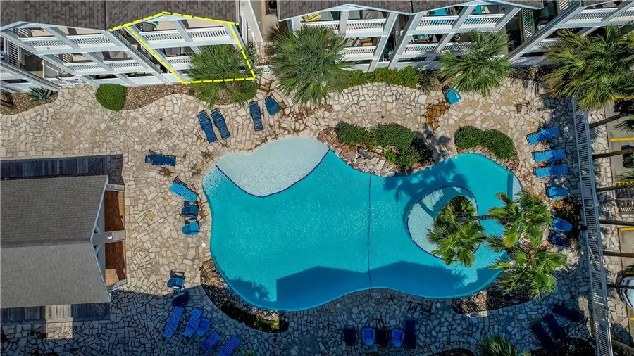 14202 Encantada Avenue #303, Corpus Christi, TX 78418 - Image #2