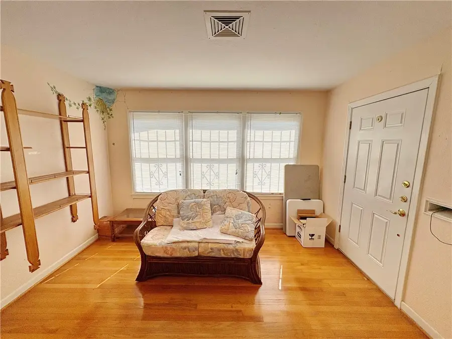 534 Parade Drive, Corpus Christi, TX 78412 - Image #3