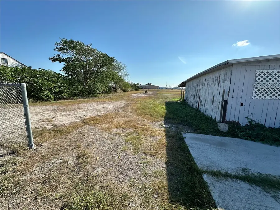 2047 Tuloso Road, Corpus Christi, TX 78409 - Image #2