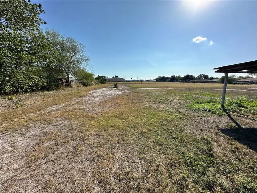 2047 Tuloso Road, Corpus Christi, TX 78409 - Image #3