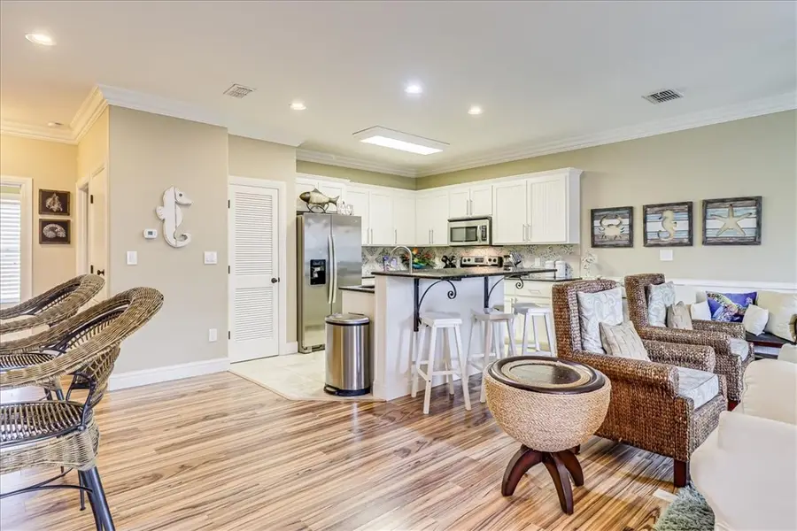 247 W Roberts Avenue #B-5, Port Aransas, TX 78373 - Image #2