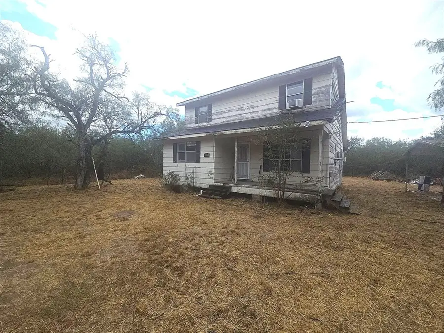 335 E County Road 2300, Riviera, TX 78379 - Image #2