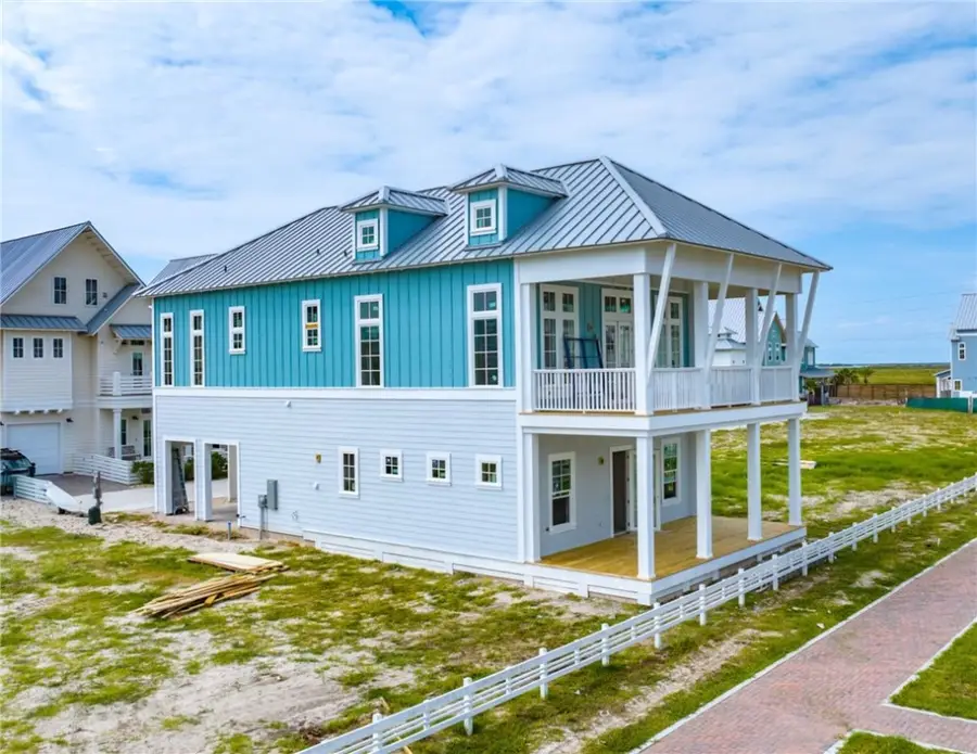 145 Barefoot, Port Aransas, TX 78373 - Image #2