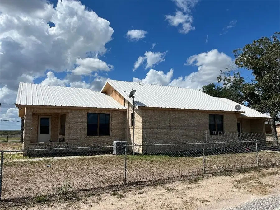 107 Rosebrock, Henderson, TX 78060 - Image #2