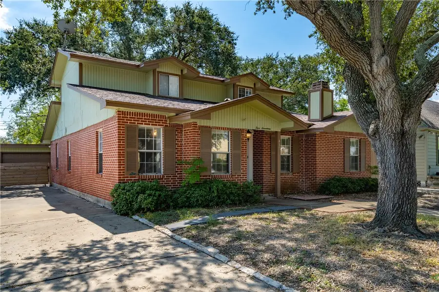 417 Southern Street, Corpus Christi, TX 78404 - Image #2