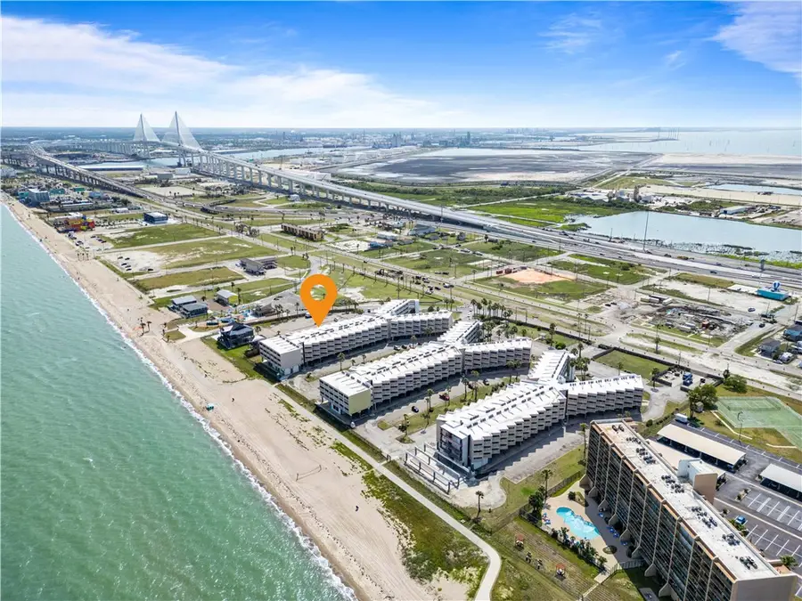 3938 Surfside Boulevard #1316, Corpus Christi, TX 78402 - Image #3