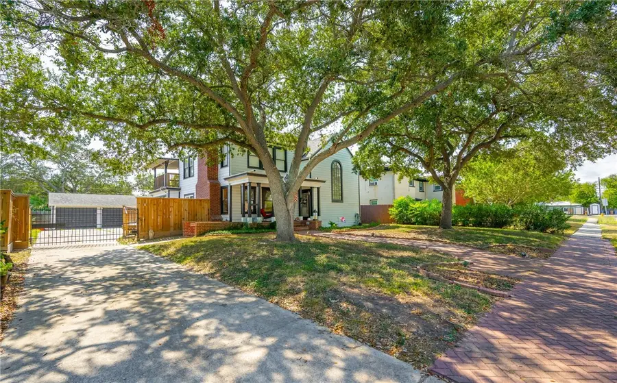 245 Leming Avenue, Corpus Christi, TX 78404 - Image #2