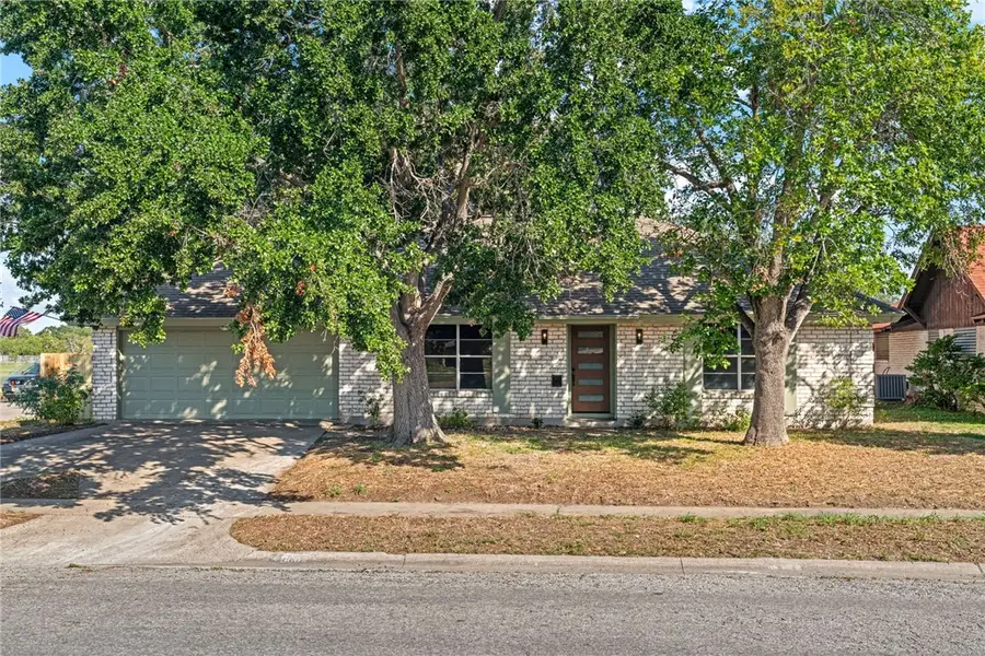 5602 Fresno Drive, Corpus Christi, TX 78411 - Image #2