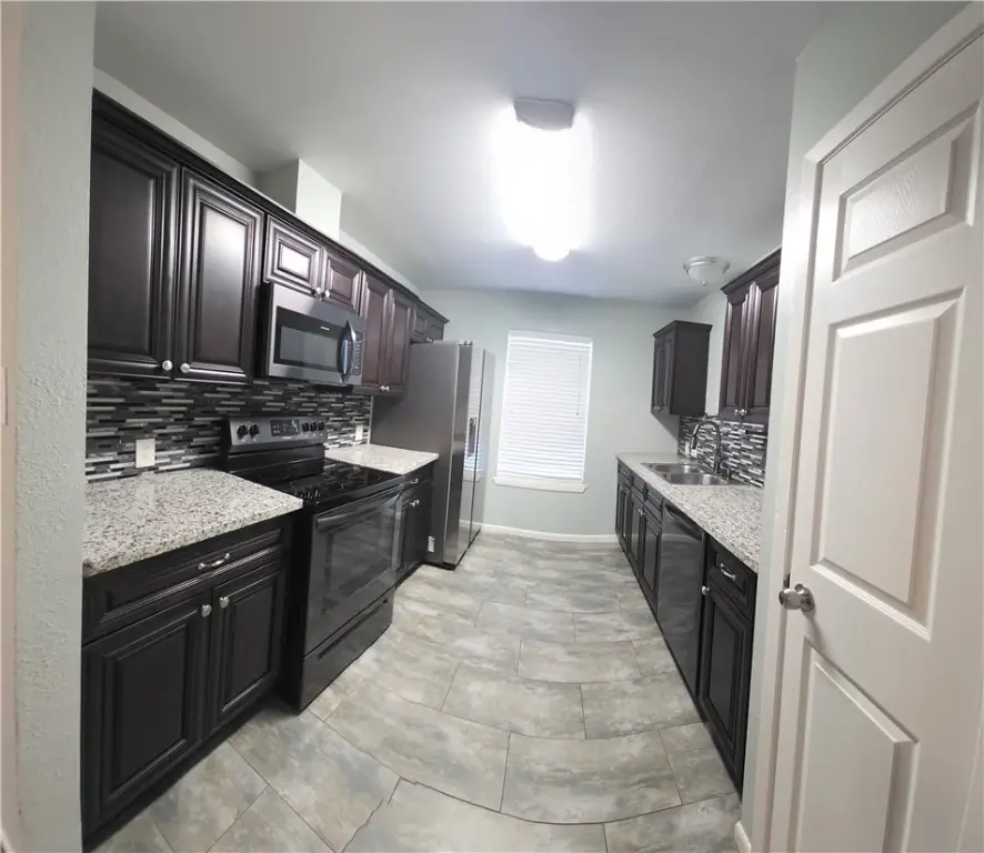 109 Misty, Aransas Pass, TX 78336 - Image #3