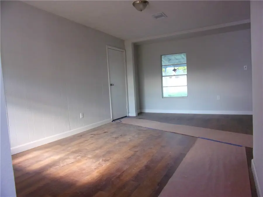 122 Green Trail Drive, Corpus Christi, TX 78405 - Image #3