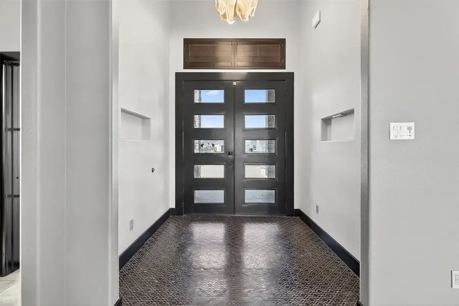 706 Eagle Creek Court, Corpus Christi, TX 78415 - Image #3