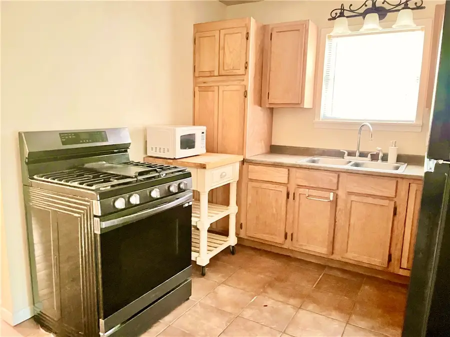 813 N Houston Street, Aransas Pass, TX 78336 - Image #3