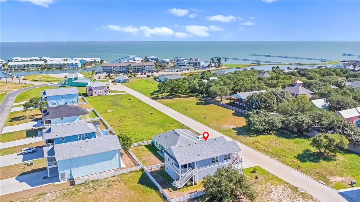 132 Breezeway Drive, Rockport, TX 78382 - Image #1