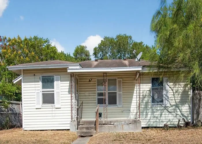 502 Vaky Street, Corpus Christi, TX 78404 - Image #1