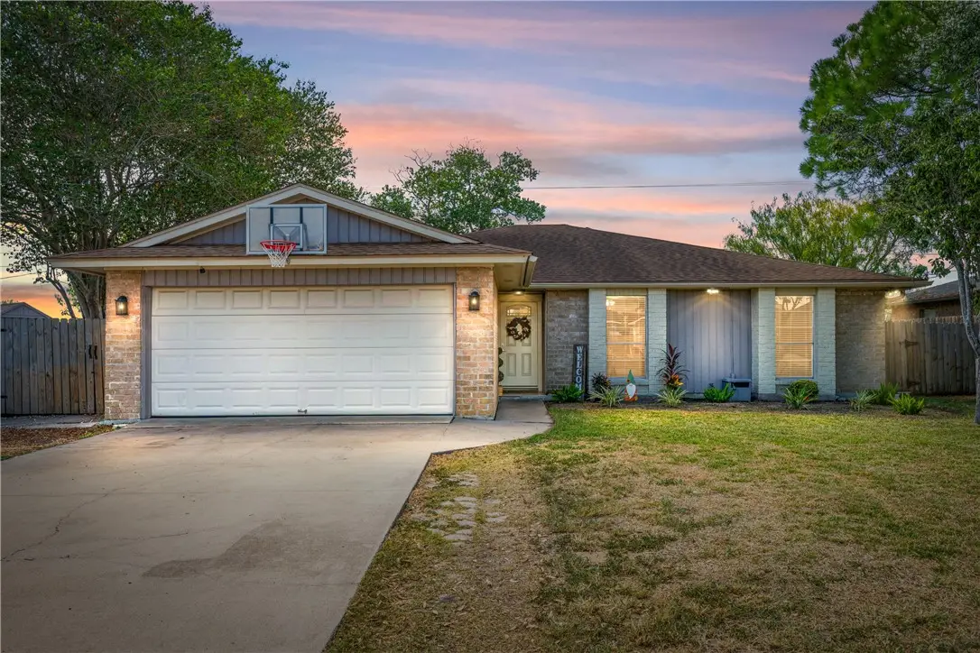 6371 Fitzhugh Drive, Corpus Christi, TX 78414 - Image #1