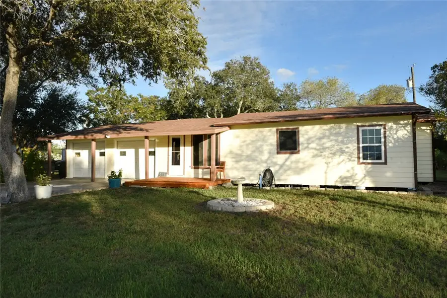 2317 Roma Street, Agua Dulce, TX 78330 - Image #2