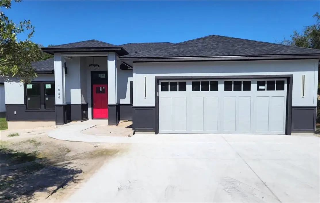 1944 Indian Trail, Ingleside, TX 78362 - Image #1