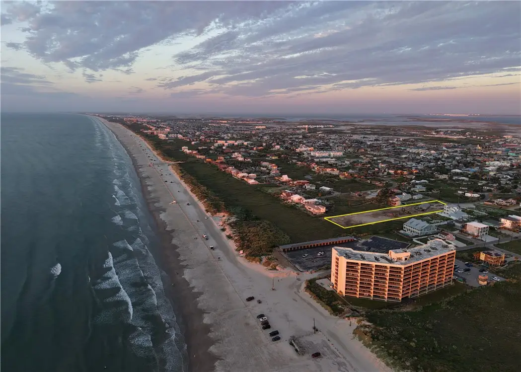 711 Chapman Drive, Port Aransas, TX 78373 - Image #1