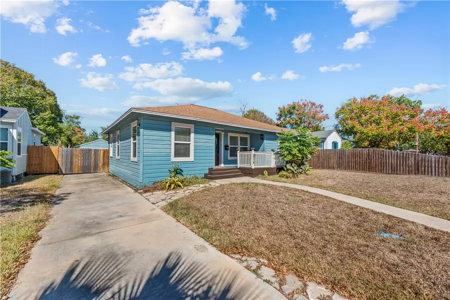 714 Indiana Avenue, Corpus Christi, TX 78404 - Image #2