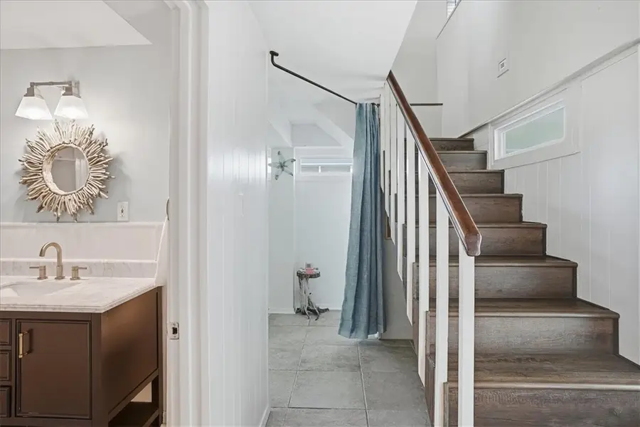 228 Starboard Avenue, Rockport, TX 78382 - Image #3