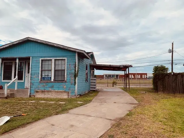 1410 Ray Drive, Corpus Christi, TX 78411 - Image #2