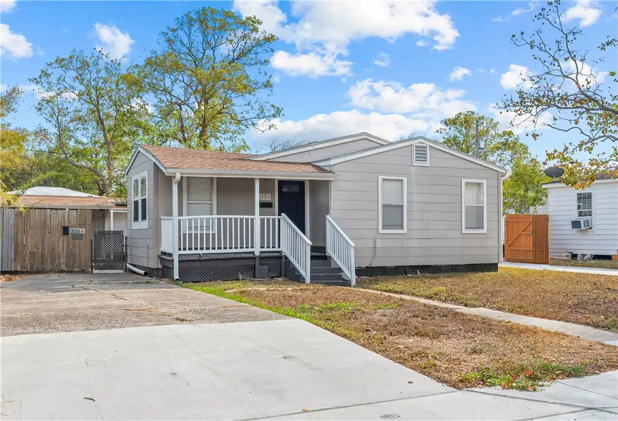 325 Beverly Drive, Corpus Christi, TX 78411 - Image #2