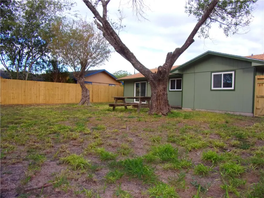 4929 Dubose Street, Corpus Christi, TX 78416 - Image #2