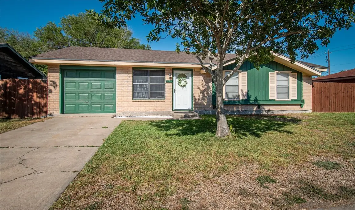 6314 Erskine Drive, Corpus Christi, TX 78412 - Image #1