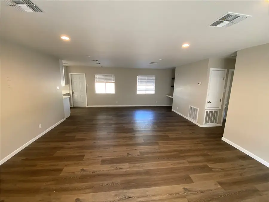 1006 Burleson Street, George West, TX 78022 - Image #3