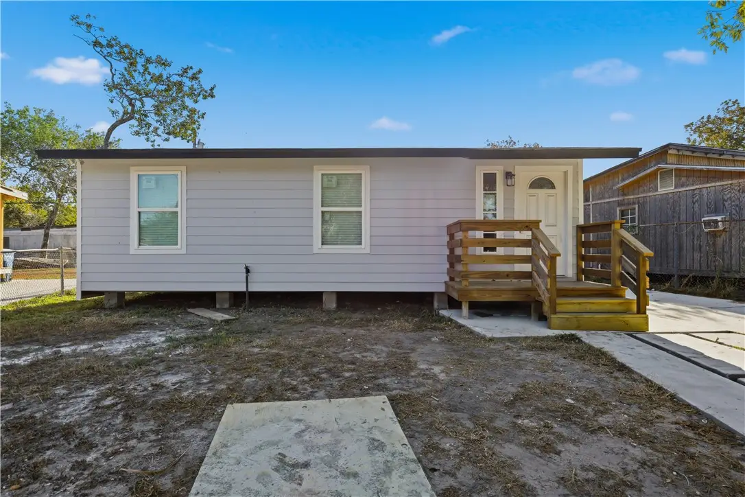 1509 El Paso Street, Corpus Christi, TX 78417 - Image #1