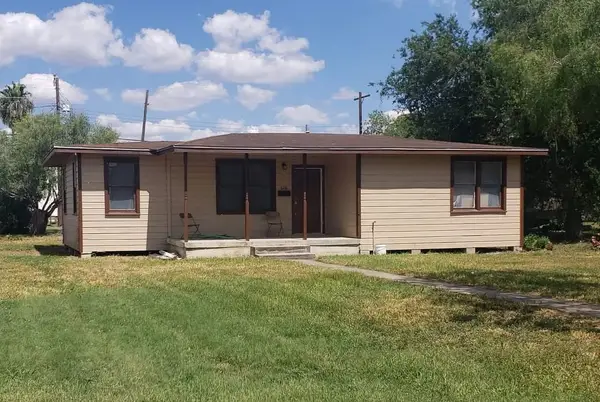 626 W Kenedy Avenue, Kingsville, TX 78363