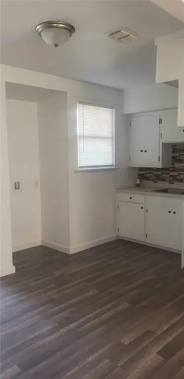 626 W Kenedy Avenue, Kingsville, TX 78363 - Image #2