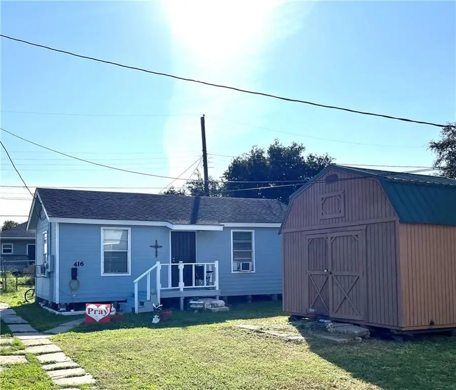 416 & 420 E Avenue F, Robstown, TX 78380 - Image #2