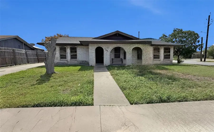 3601 Waterloo Drive, Corpus Christi, TX 78415 - Image #2