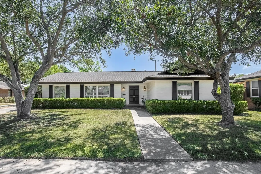 126 Rainbow, Corpus Christi, TX 78411 - Image #1