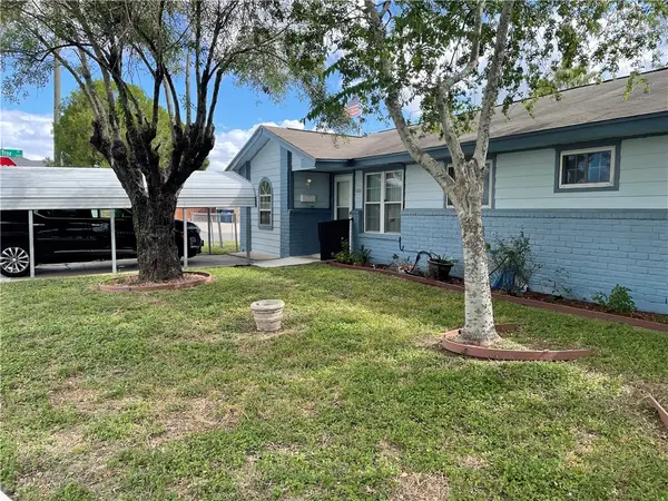 1102 Green Lane Drive, Corpus Christi, TX 78405