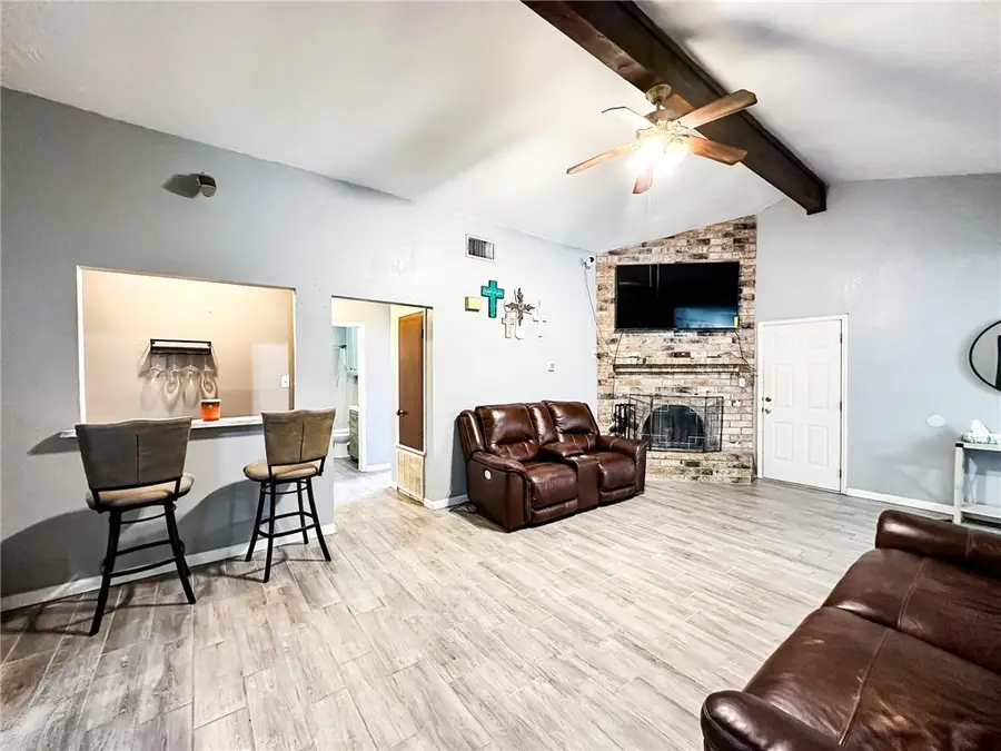 4002 Richwood Circle, Corpus Christi, TX 78410 - Image #3