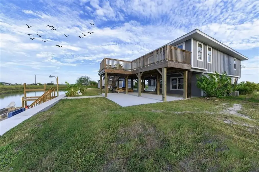 356 E Sagebrush Street, Rockport, TX 78382 - Image #1