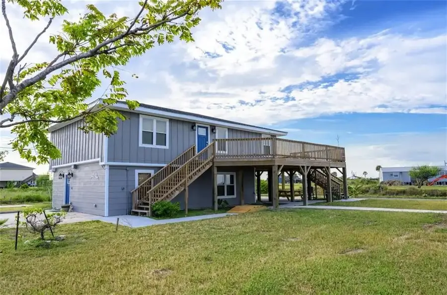 356 E Sagebrush Street, Rockport, TX 78382 - Image #3