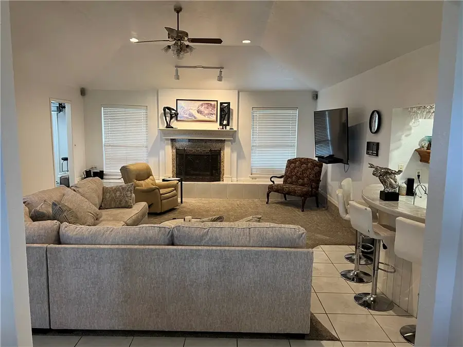 4958 Bluebird Street, Robstown, TX 78380 - Image #3