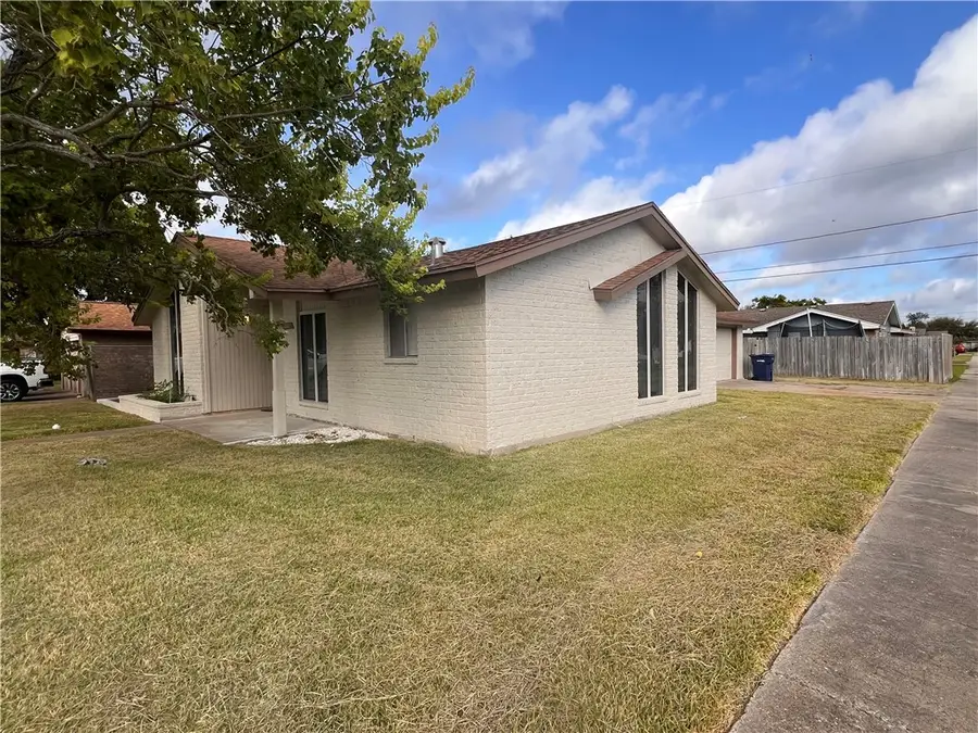 5801 Crestgrove Drive, Corpus Christi, TX 78415 - Image #3