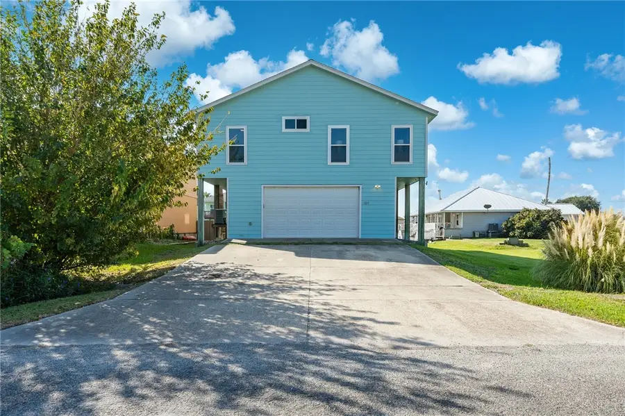 181 Port Saint Claire, Aransas Pass, TX 78336 - Image #2